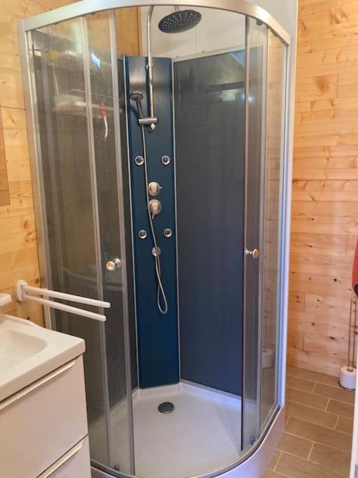Houdarling Chalet Et Spa Hammam Jacuzzi Et Sauna Ним Экстерьер фото